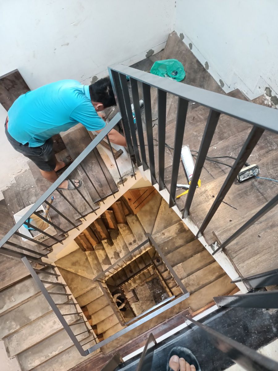Thi công cầu thang